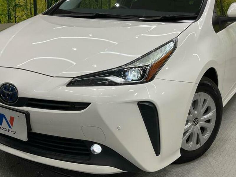 PRIUS-11