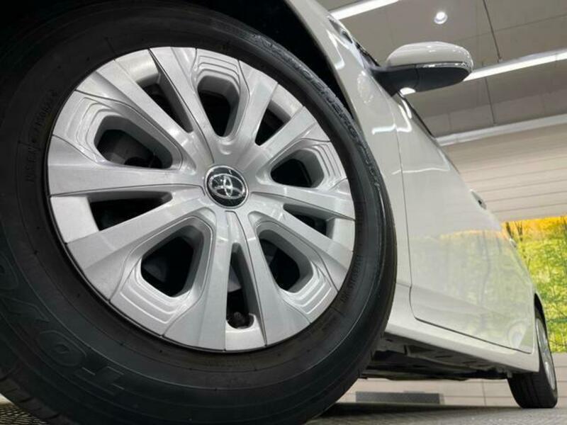 PRIUS-12