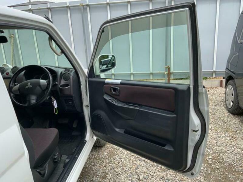 PAJERO MINI-16