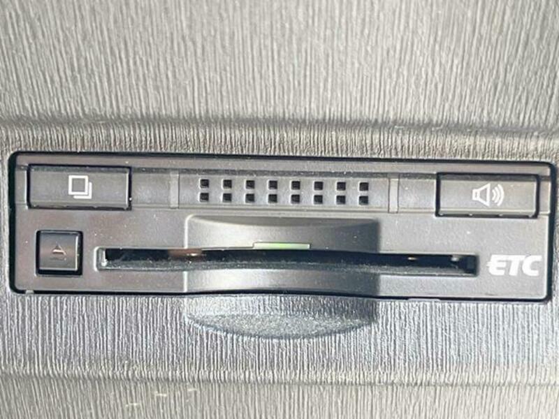 PRIUS-6