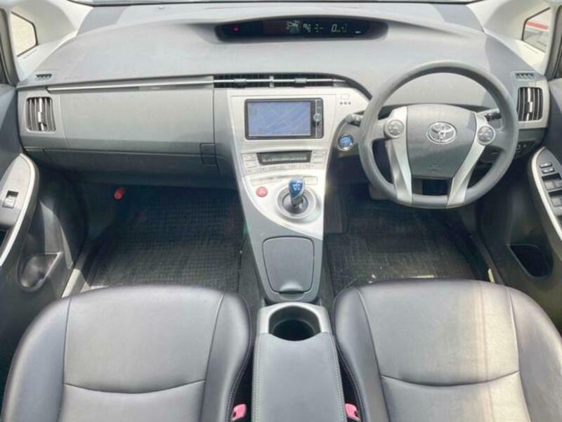 PRIUS-1