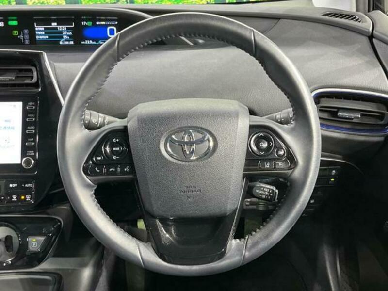 PRIUS-10