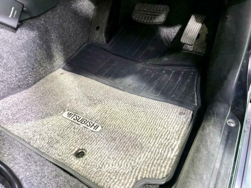 PAJERO MINI-16