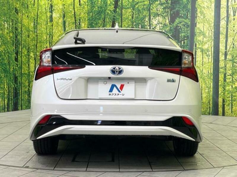 PRIUS-14