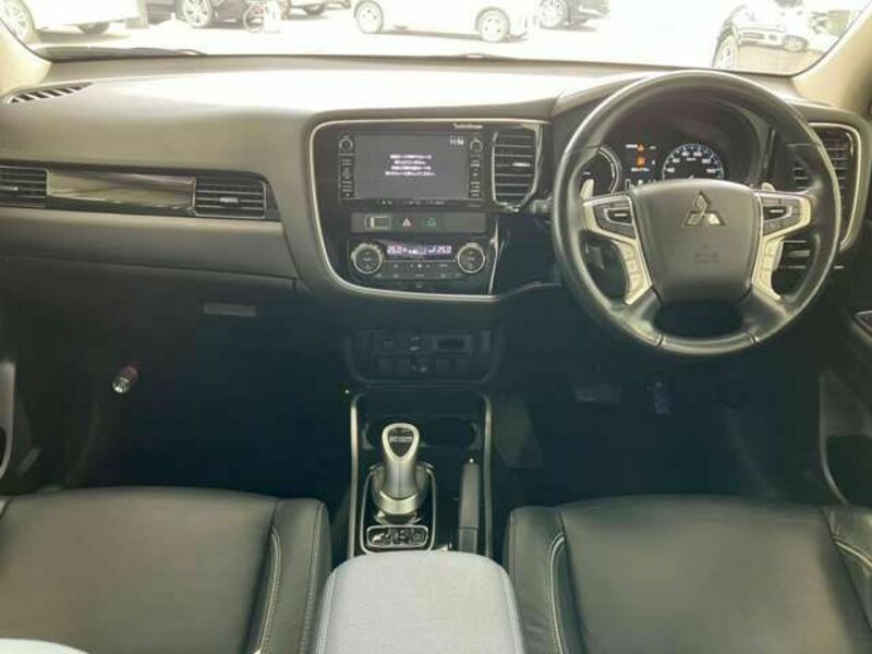 OUTLANDER PHEV