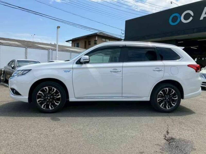 OUTLANDER PHEV