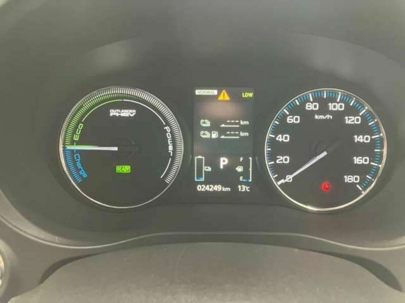 OUTLANDER PHEV