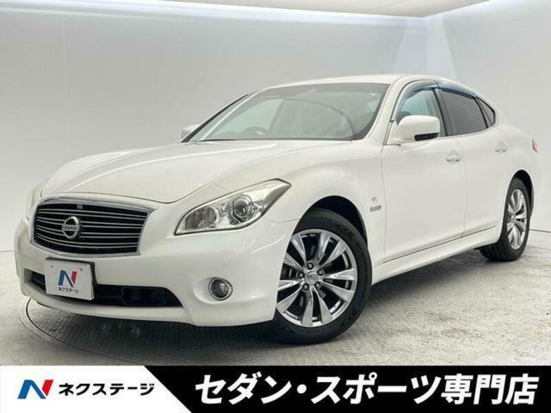 NISSAN　FUGA HYBRID