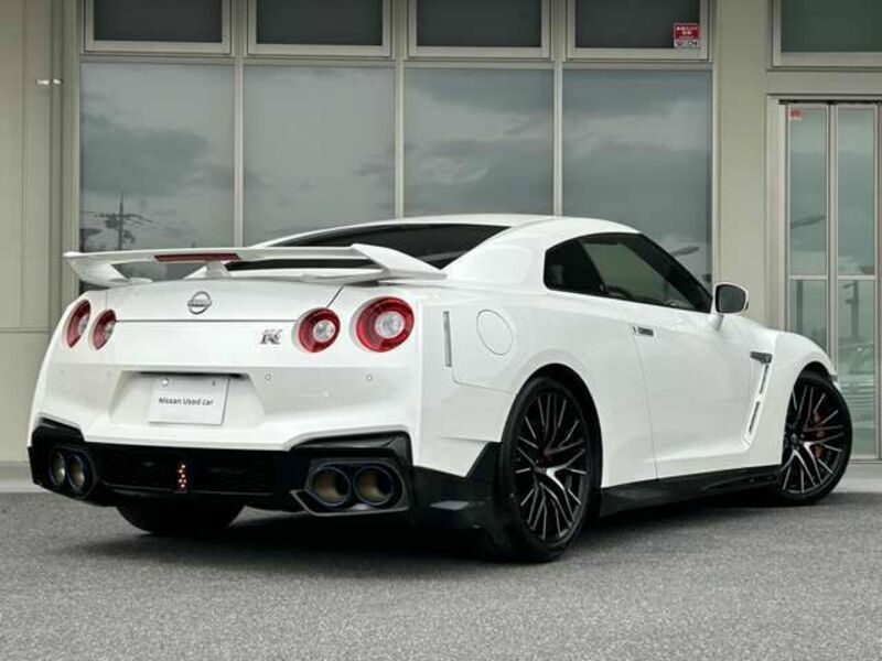 GT-R