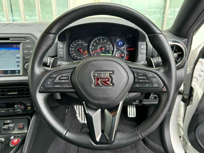 GT-R