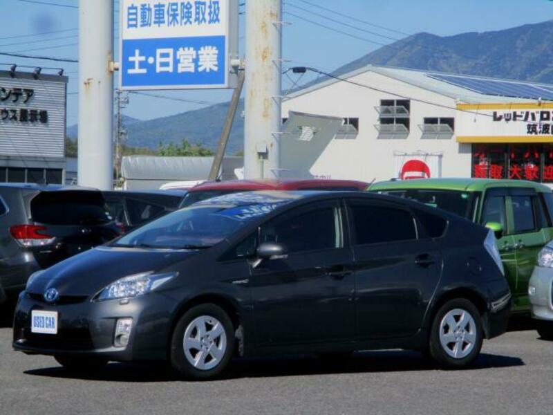 PRIUS-8