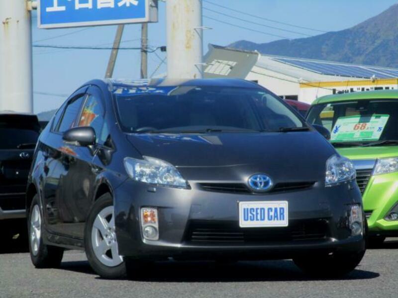 PRIUS-9