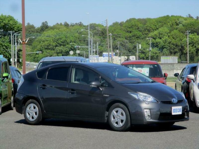 PRIUS-10