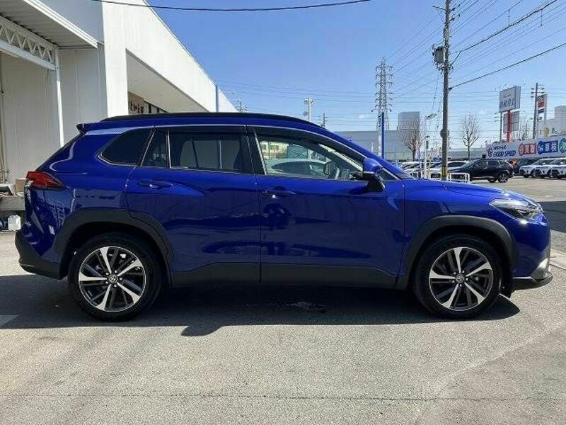 COROLLA CROSS-14