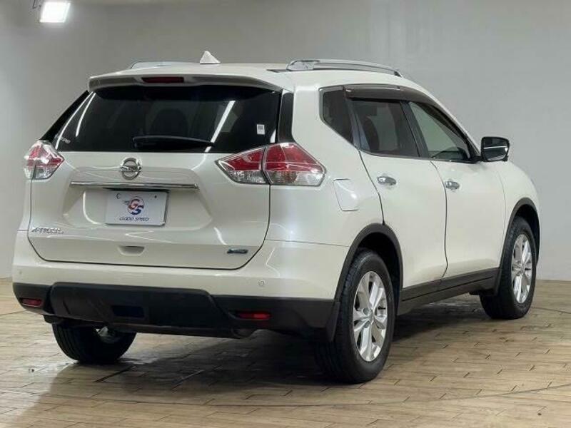 X-TRAIL-15