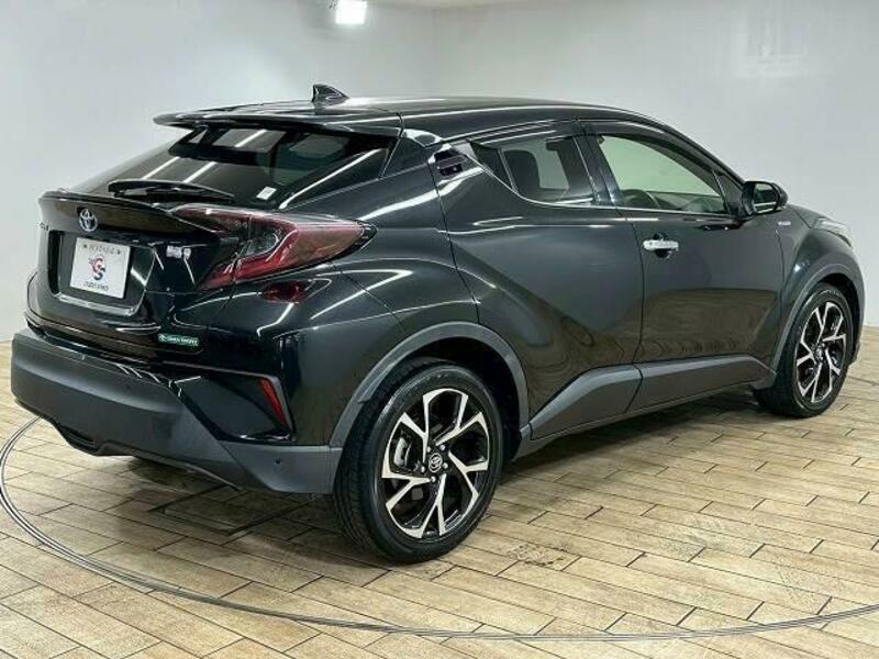 C-HR-16