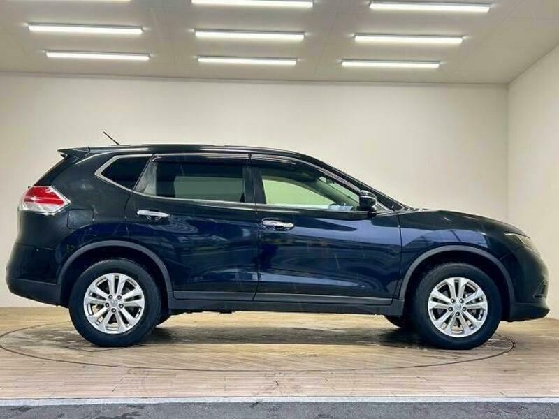 X-TRAIL-16