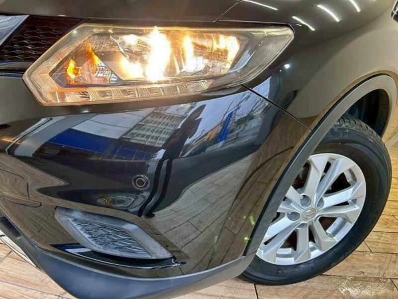 X-TRAIL-18