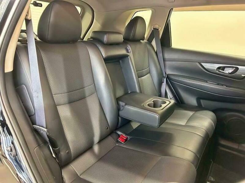 X-TRAIL-12