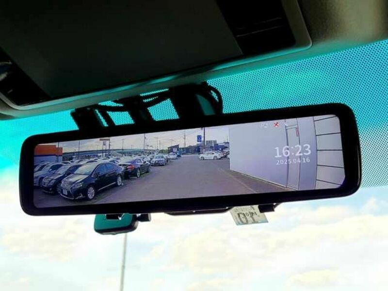 VELLFIRE-7