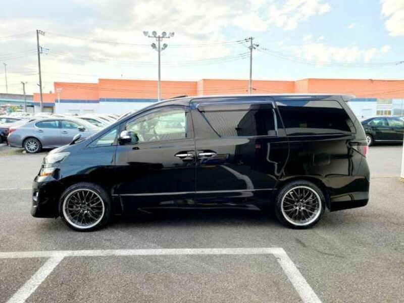 VELLFIRE-11