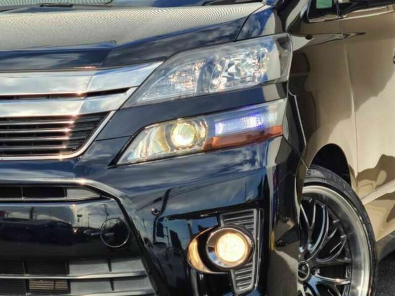 VELLFIRE-14