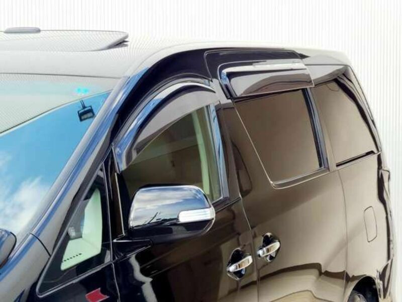 VELLFIRE-15
