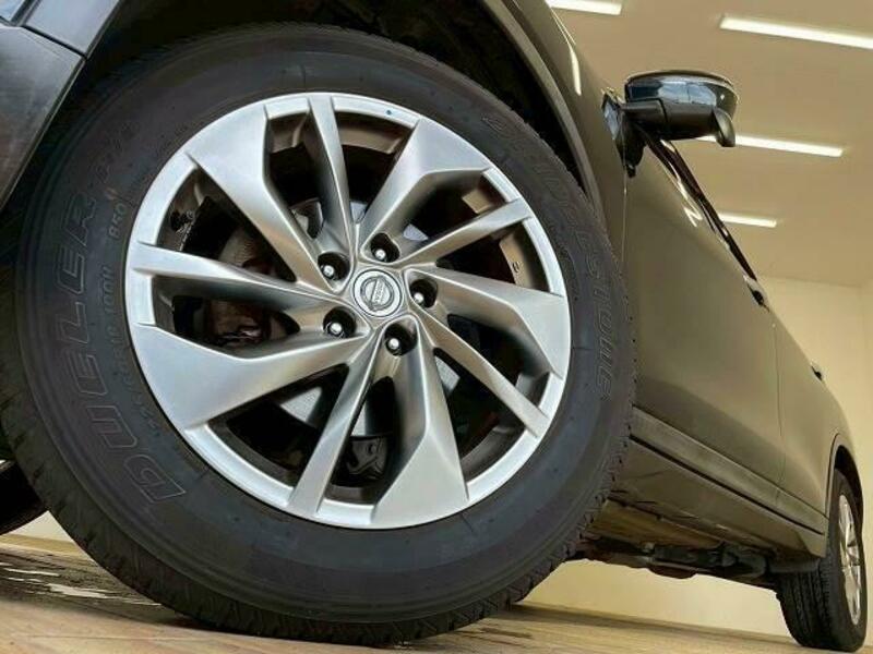 X-TRAIL-18
