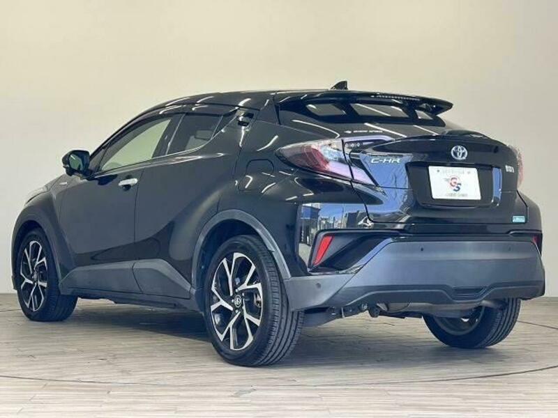 C-HR-15