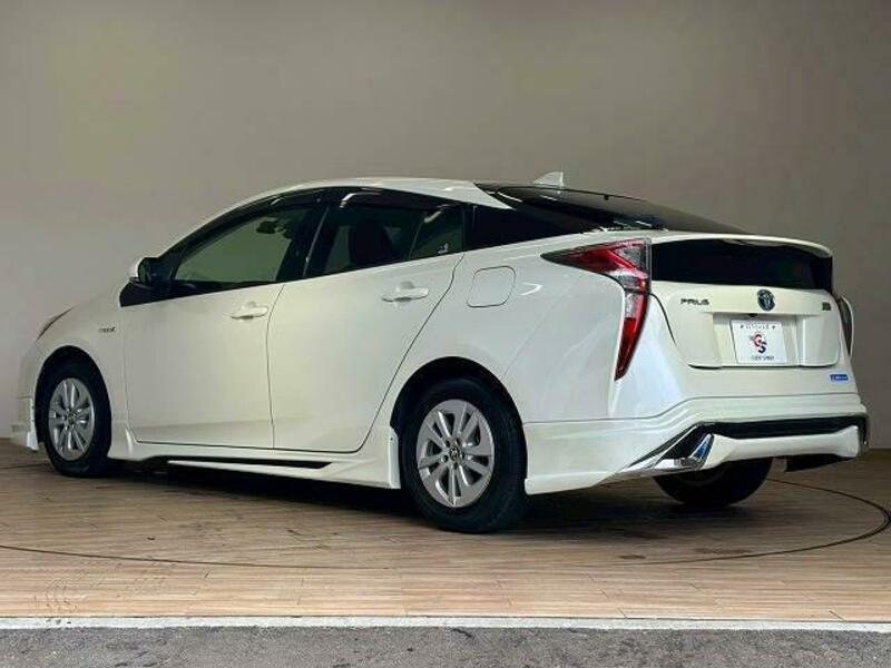 PRIUS-15