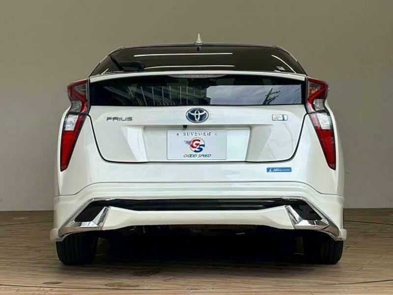 PRIUS-12