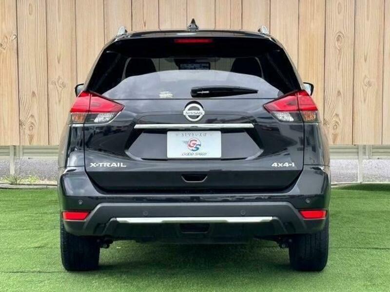 X-TRAIL-18