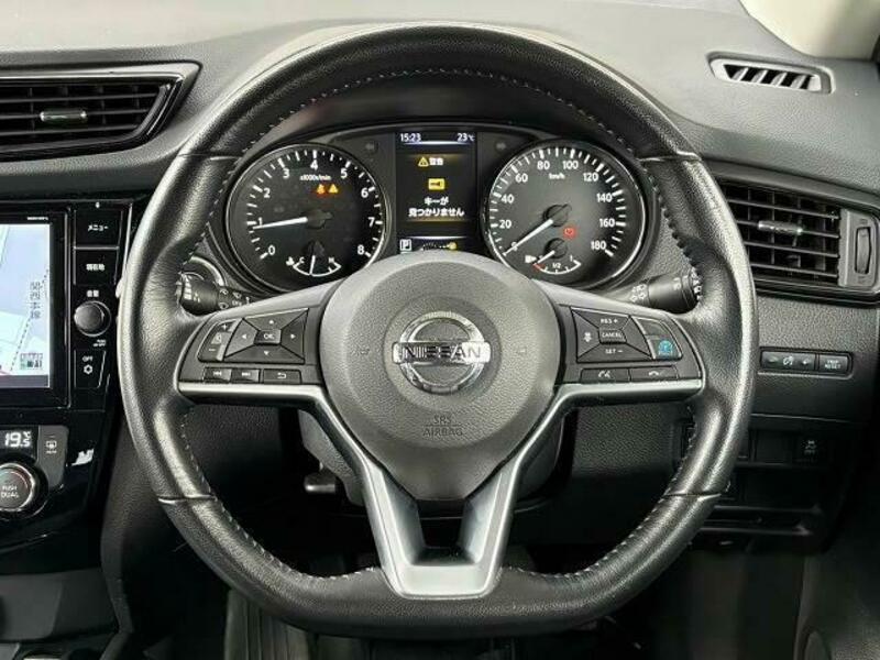 X-TRAIL-13