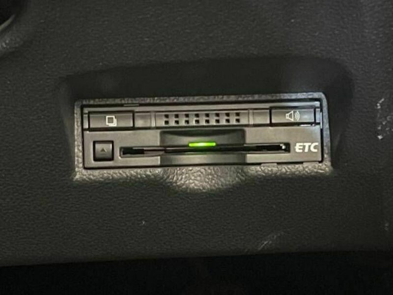 PRIUS-6
