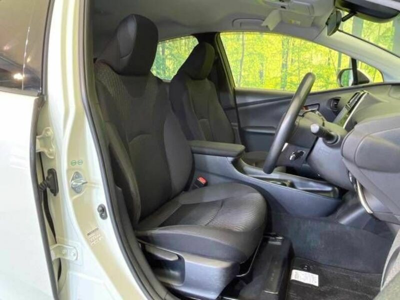 PRIUS-7