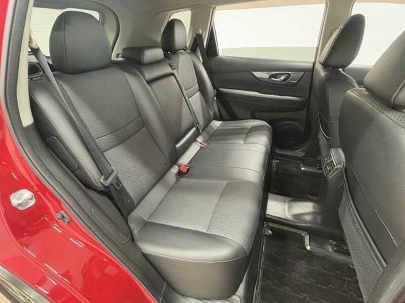 X-TRAIL-5