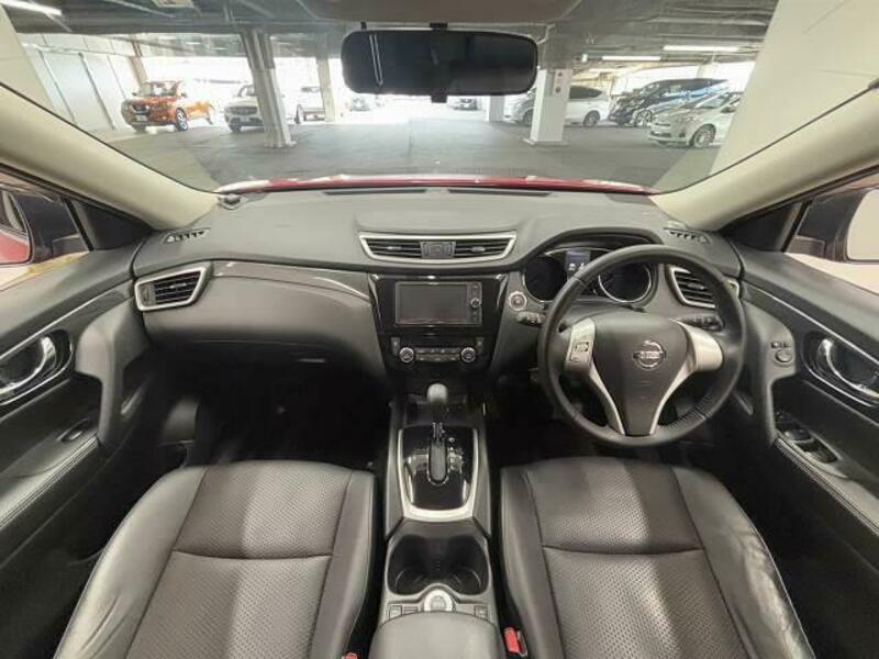 X-TRAIL-1