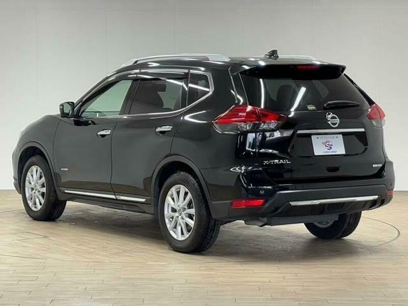 X-TRAIL-16