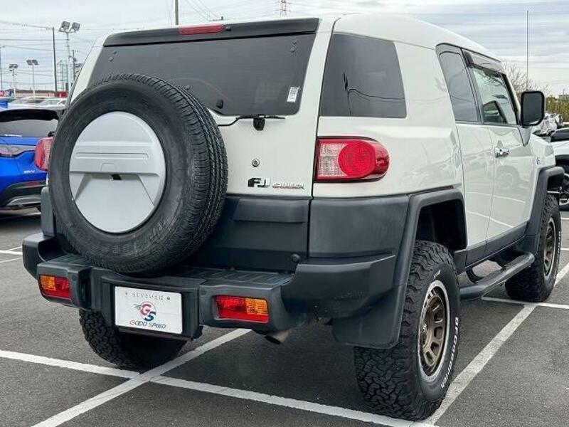 FJ CRUISER-15