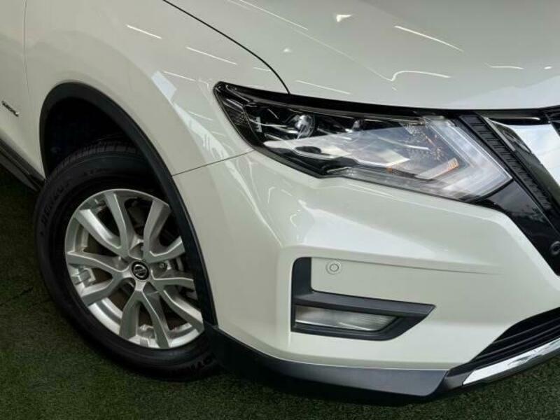 X-TRAIL-18