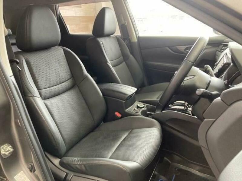 X-TRAIL-10