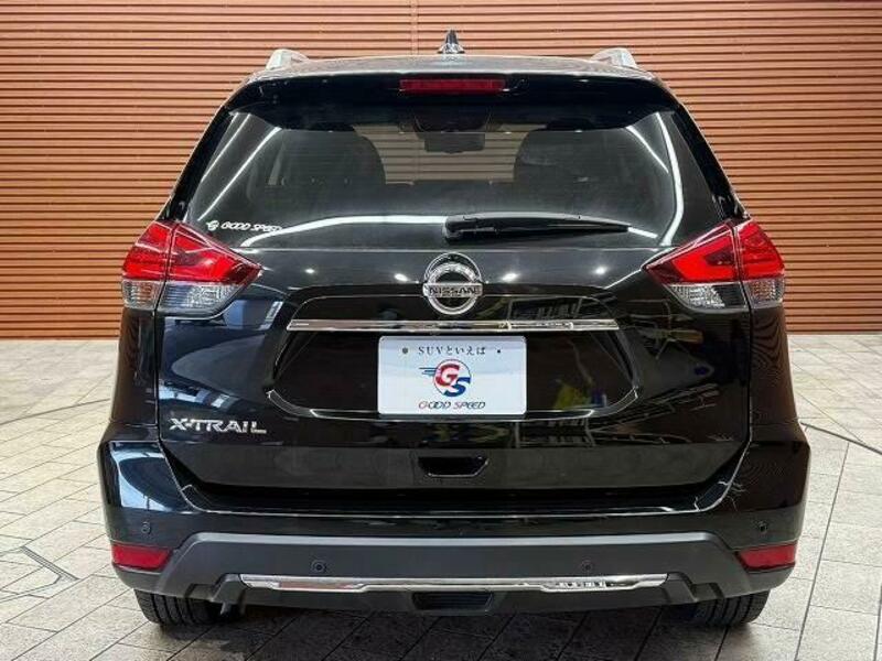 X-TRAIL-18