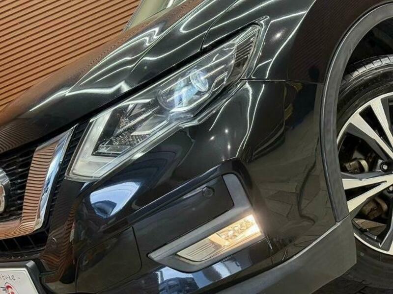 X-TRAIL-9