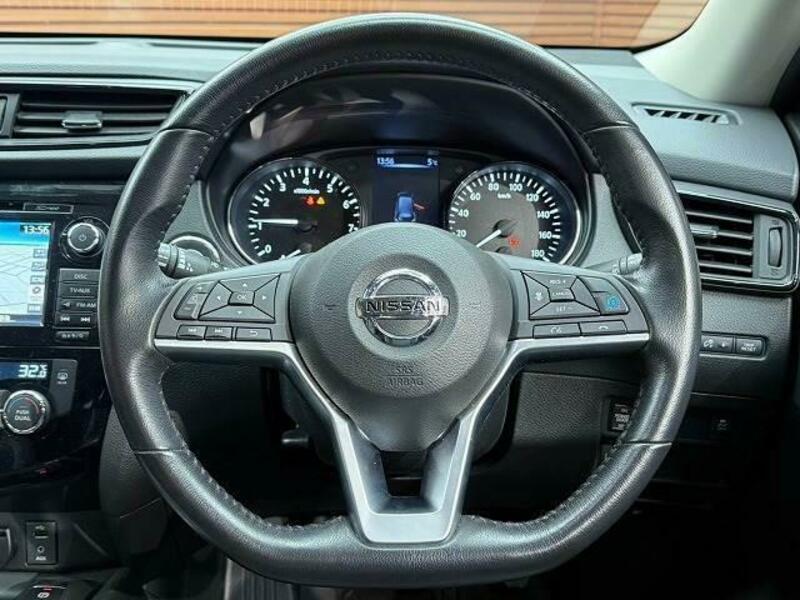 X-TRAIL-12