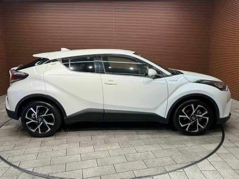 C-HR-15