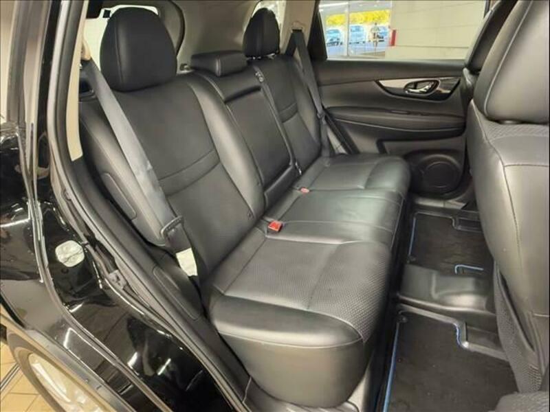 X-TRAIL-8