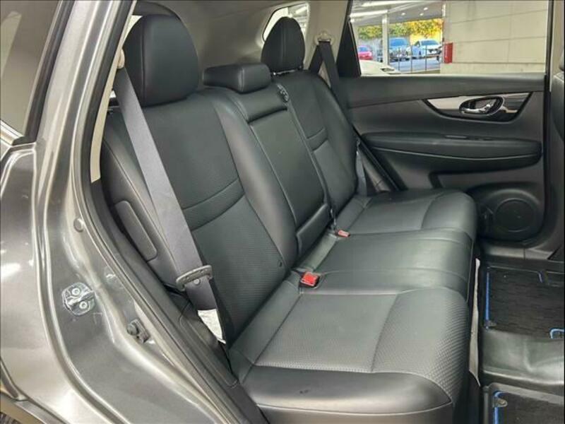 X-TRAIL-8