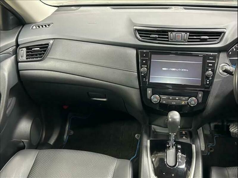 X-TRAIL-11