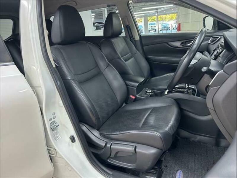 X-TRAIL-7