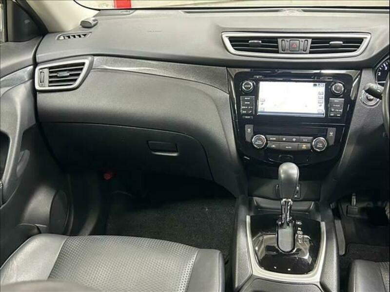 X-TRAIL-11